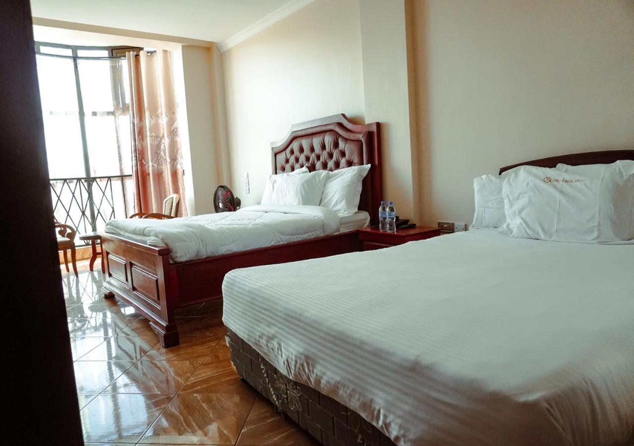 Senator Hotel Αρούσα Εξωτερικό φωτογραφία